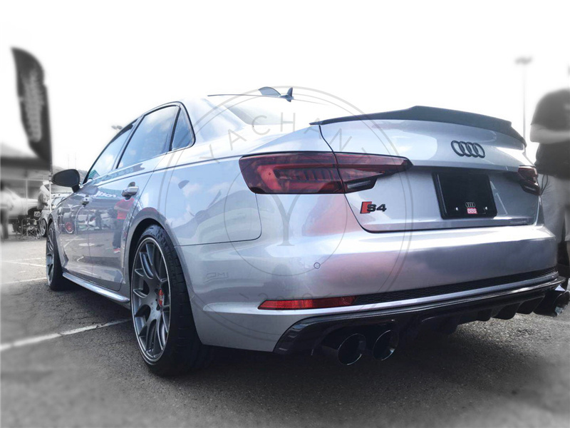 MAD Style Carbon Fiber Rear Diffuser for 2018-2019 Audi B9 Type 8W A4(S-Line) S4
