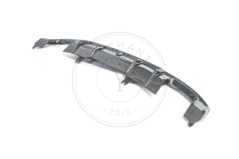 MAD Style Carbon Fiber Rear Diffuser for 2018-2019 Audi B9 Type 8W A4(S-Line) S4