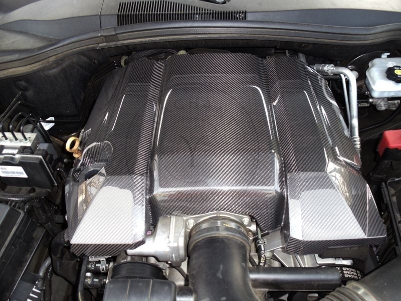 Dry Carbon Fiber Engine Cover For 2010-2015 Chevrolet Camaro SS V8 LS3 6.2L