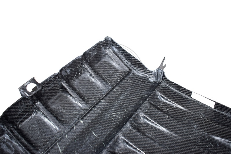 Dry Carbon Fiber Engine Cover For 2010-2015 Chevrolet Camaro SS V8 LS3 6.2L