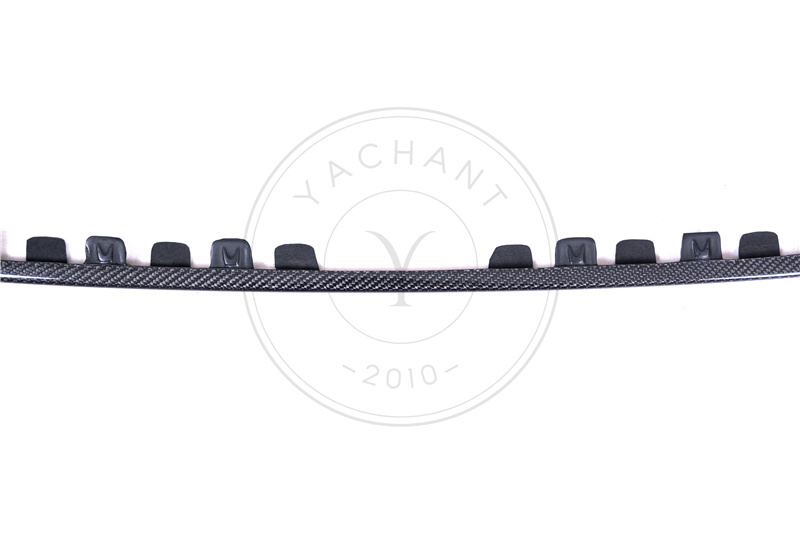 OEM Style Carbon Fiber Rear Bumper Garnish Trim Strip for 2017-2022 Audi RS4 B9 B9.5 Avant RS01R