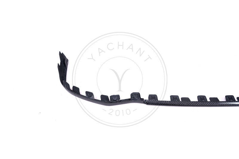 OEM Style Carbon Fiber Rear Bumper Garnish Trim Strip for 2017-2022 Audi RS4 B9 B9.5 Avant RS01R