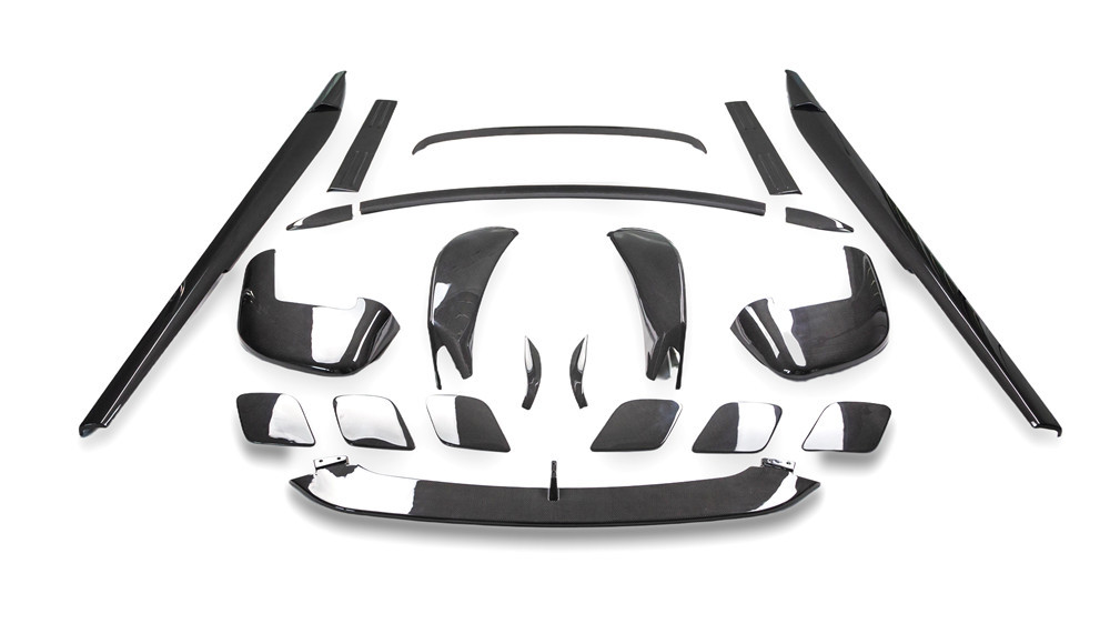 NVT Style Dry Carbon Fiber Body Kit For 16–20 Ferrari GTC4Lusso Type F151M