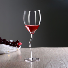 Luxury Fancy Irregular Stemmed Premium Sparkling Curved Stem Creative Crystal champagne Glasses Gift Wine Glass Set,도매 유리제품 및 맞춤형 캔들 자 제조업체 | Ruixin Glass,Luxury Fancy Irregular Stemmed Premium Sparkling Curved Stem Creative Crystal champagne Glasses Gift Wine Glass Set