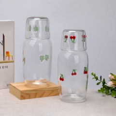 Icon Heat Cold Resistant Bedside Night Borosilicate Glass Juice Water Bottle Carafe En Verre Pitcher Jug Sets with Tumbler Cup,Grossiste en Verrerie & Fabricant de Bocaux à Bougies sur Mesure | Ruixin Glass,Icon Heat Cold Resistant Bedside Night Borosilicate Glass Juice Water Bottle Carafe En Verre Pitcher Jug Sets with Tumbler Cup