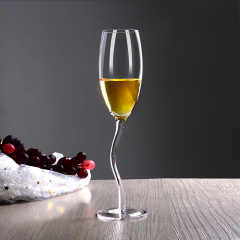 Luxury Fancy Irregular Stemmed Premium Sparkling Curved Stem Creative Crystal champagne Glasses Gift Wine Glass Set,도매 유리제품 및 맞춤형 캔들 자 제조업체 | Ruixin Glass,Luxury Fancy Irregular Stemmed Premium Sparkling Curved Stem Creative Crystal champagne Glasses Gift Wine Glass Set