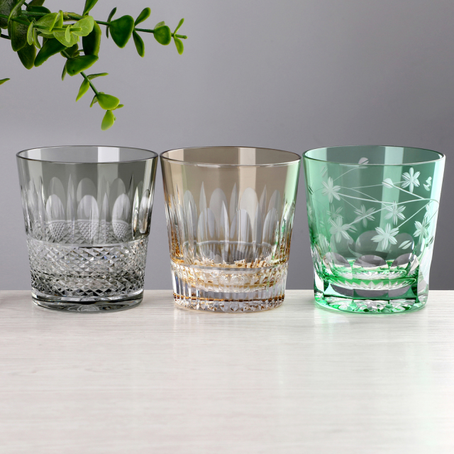 Wholesale Custom Logo Vintage Cut Crystal Whiskey Glass Tumbler 11oz Colored Heavy Base Rocks Glasses Gift Set Bulk,Grossiste en Verrerie & Fabricant de Bocaux à Bougies sur Mesure | Ruixin Glass,Wholesale Custom Logo Vintage Cut Crystal Whiskey Glass Tumbler 11oz Colored Heavy Base Rocks Glasses Gift Set Bulk