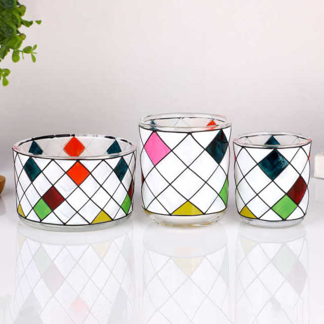 Wholesale Custom Stained Glass Effect Candle Holder Geometric Diamond Pattern Hand Painted Jar Wedding Home Decor Bulk,Оптовые поставки стеклянной посуды и производство индивидуальных свечных банок | Ruixin Glass,Wholesale Custom Stained Glass Effect Candle Holder Geometric Diamond Pattern Hand Painted Jar Wedding Home Decor Bulk