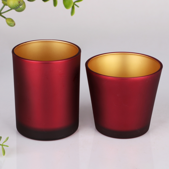 Wholesale Luxury Matte Red Glass Candle Jars Gold Inside Electroplated Custom Logo Private Label Empty Vessels Bulk,Grossiste en Verrerie & Fabricant de Bocaux à Bougies sur Mesure | Ruixin Glass,Wholesale Luxury Matte Red Glass Candle Jars Gold Inside Electroplated Custom Logo Private Label Empty Vessels Bulk