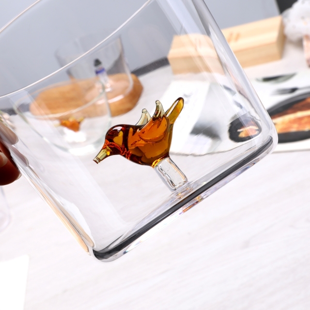 OEM 300ml 500ml Custom Christmas Gift Hand Blown Borosilicate 3D Drinking Glass Cup with Turtle Cute Animal Figurine Inside,卸売ガラス製品＆カスタムキャンドルジャー製造メーカー | Ruixin Glass,OEM 300ml 500ml Custom Christmas Gift Hand Blown Borosilicate 3D Drinking Glass Cup with Turtle Cute Animal Figurine Inside