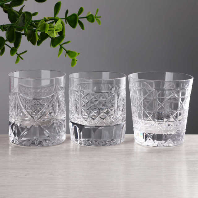 Custom Logo Luxury Crystal Whiskey Glass Tumbler Wholesale Vintage Cut Etched Flower Old Fashioned Rocks Cup Gift Box Set,Grossiste en Verrerie & Fabricant de Bocaux à Bougies sur Mesure | Ruixin Glass,Custom Logo Luxury Crystal Whiskey Glass Tumbler Wholesale Vintage Cut Etched Flower Old Fashioned Rocks Cup Gift Box Set