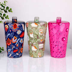 Wholesale Custom 1000ml Flat Glass Flask Bottle Full Wrap Decal Print Beverage Juice Spirit Container Gift Set OEM Bulk,Оптовые поставки стеклянной посуды и производство индивидуальных свечных банок | Ruixin Glass,Wholesale Custom 1000ml Flat Glass Flask Bottle Full Wrap Decal Print Beverage Juice Spirit Container Gift Set OEM Bulk