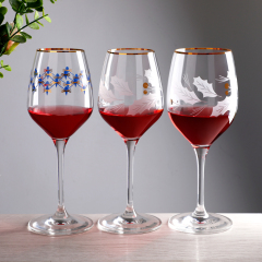 Bulk Wholesale Custom Engraved Crystal Wine Glass Gold Rim Holly Pattern Logo Etched Red Wine Goblet Gift Box Set Factory,Grossiste en Verrerie & Fabricant de Bocaux à Bougies sur Mesure | Ruixin Glass,Bulk Wholesale Custom Engraved Crystal Wine Glass Gold Rim Holly Pattern Logo Etched Red Wine Goblet Gift Box Set Factory