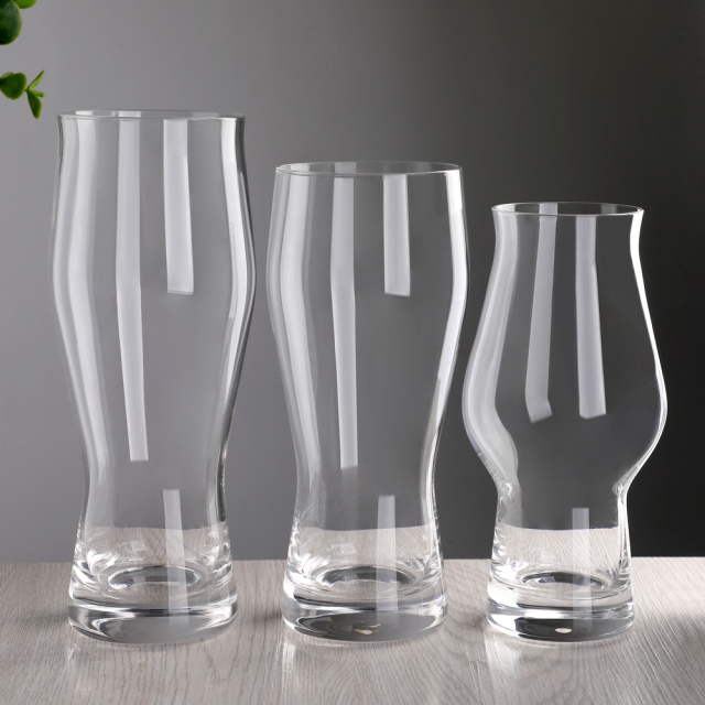 Wholesale Custom Logo IPA Tulip Nonic Pint Weizen Crystal Craft Beer Glassware for Brewery Pub Bar Restaurant Drinkware,Grossiste en Verrerie & Fabricant de Bocaux à Bougies sur Mesure | Ruixin Glass,Wholesale Custom Logo IPA Tulip Nonic Pint Weizen Crystal Craft Beer Glassware for Brewery Pub Bar Restaurant Drinkware