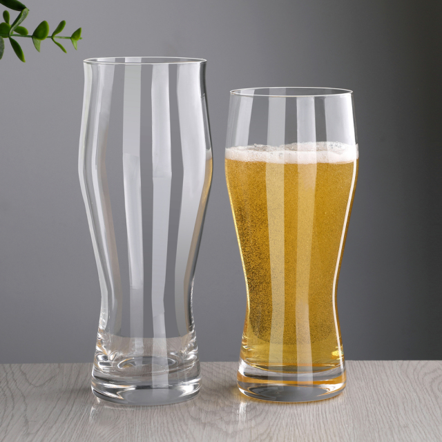 Wholesale Custom Logo IPA Tulip Nonic Pint Weizen Crystal Craft Beer Glassware for Brewery Pub Bar Restaurant Drinkware,Grossiste en Verrerie & Fabricant de Bocaux à Bougies sur Mesure | Ruixin Glass,Wholesale Custom Logo IPA Tulip Nonic Pint Weizen Crystal Craft Beer Glassware for Brewery Pub Bar Restaurant Drinkware