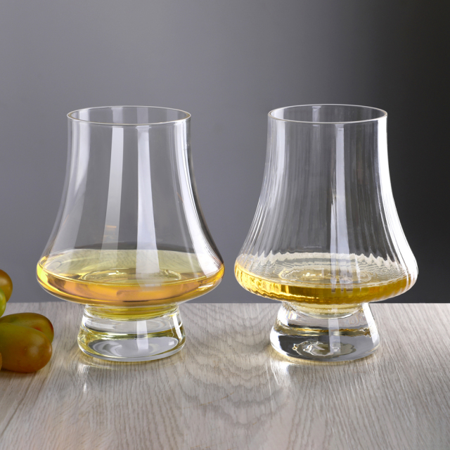 Wholesale Custom Logo Nordic Bell Pedestal Crystal Whiskey Glass for Craft Beer Cocktail Coffee Bar Restaurant Corporate Gift,卸売ガラス製品＆カスタムキャンドルジャー製造メーカー | Ruixin Glass,Wholesale Custom Logo Nordic Bell Pedestal Crystal Whiskey Glass for Craft Beer Cocktail Coffee Bar Restaurant Corporate Gift