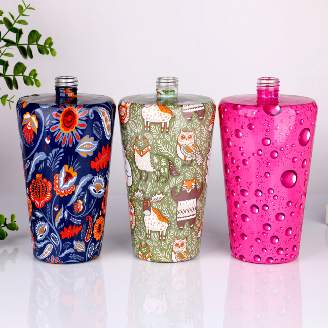 Wholesale Custom 1000ml Flat Glass Flask Bottle Full Wrap Decal Print Beverage Juice Spirit Container Gift Set OEM Bulk,Оптовые поставки стеклянной посуды и производство индивидуальных свечных банок | Ruixin Glass,Wholesale Custom 1000ml Flat Glass Flask Bottle Full Wrap Decal Print Beverage Juice Spirit Container Gift Set OEM Bulk