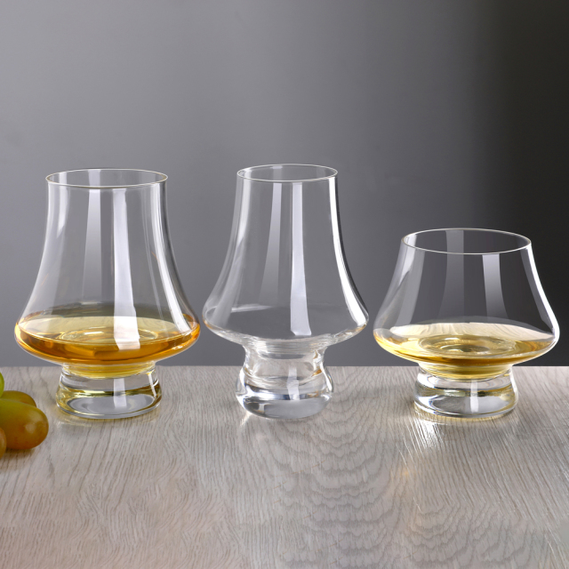 Wholesale Custom Logo Nordic Bell Pedestal Crystal Whiskey Glass for Craft Beer Cocktail Coffee Bar Restaurant Corporate Gift,卸売ガラス製品＆カスタムキャンドルジャー製造メーカー | Ruixin Glass,Wholesale Custom Logo Nordic Bell Pedestal Crystal Whiskey Glass for Craft Beer Cocktail Coffee Bar Restaurant Corporate Gift