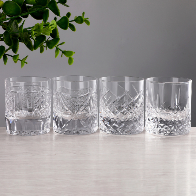 Custom Logo Luxury Crystal Whiskey Glass Tumbler Wholesale Vintage Cut Etched Flower Old Fashioned Rocks Cup Gift Box Set,Grossiste en Verrerie & Fabricant de Bocaux à Bougies sur Mesure | Ruixin Glass,Custom Logo Luxury Crystal Whiskey Glass Tumbler Wholesale Vintage Cut Etched Flower Old Fashioned Rocks Cup Gift Box Set