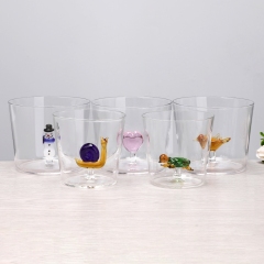 OEM 300ml 500ml Custom Christmas Gift Hand Blown Borosilicate 3D Drinking Glass Cup with Turtle Cute Animal Figurine Inside,卸売ガラス製品＆カスタムキャンドルジャー製造メーカー | Ruixin Glass,OEM 300ml 500ml Custom Christmas Gift Hand Blown Borosilicate 3D Drinking Glass Cup with Turtle Cute Animal Figurine Inside