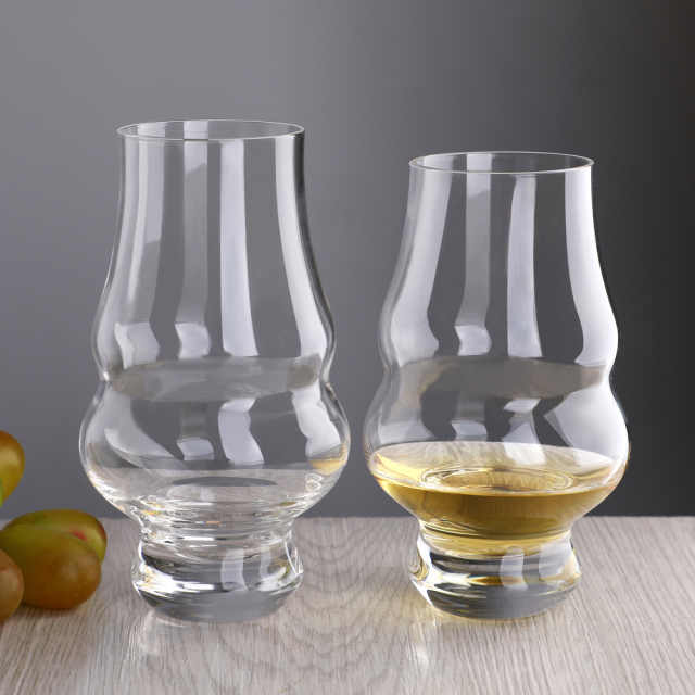 Wholesale Custom Logo Lead Free Crystal Whiskey Tasting Bourbon Glass Professional Nosing Glassware Manufacturer for Scotch,Fabricante Mayorista de Artículos de Vidrio y Tarros de Vela Personalizados | Ruixin Glass,Wholesale Custom Logo Lead Free Crystal Whiskey Tasting Bourbon Glass Professional Nosing Glassware Manufacturer for Scotch