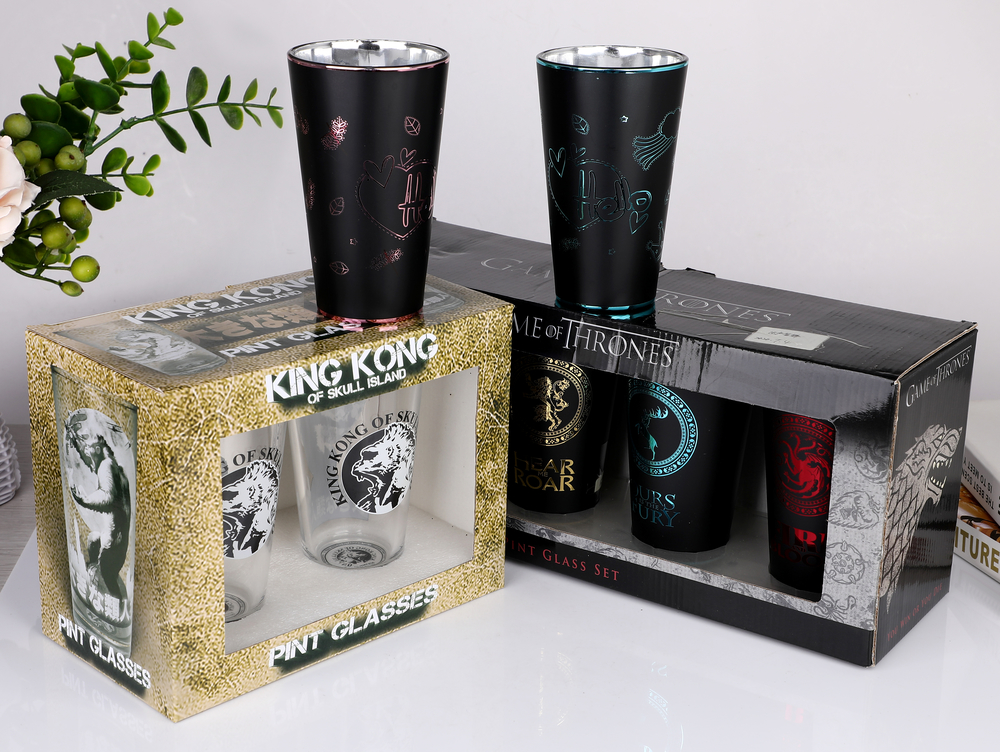 Custom multi-pack gift box for beer glasses