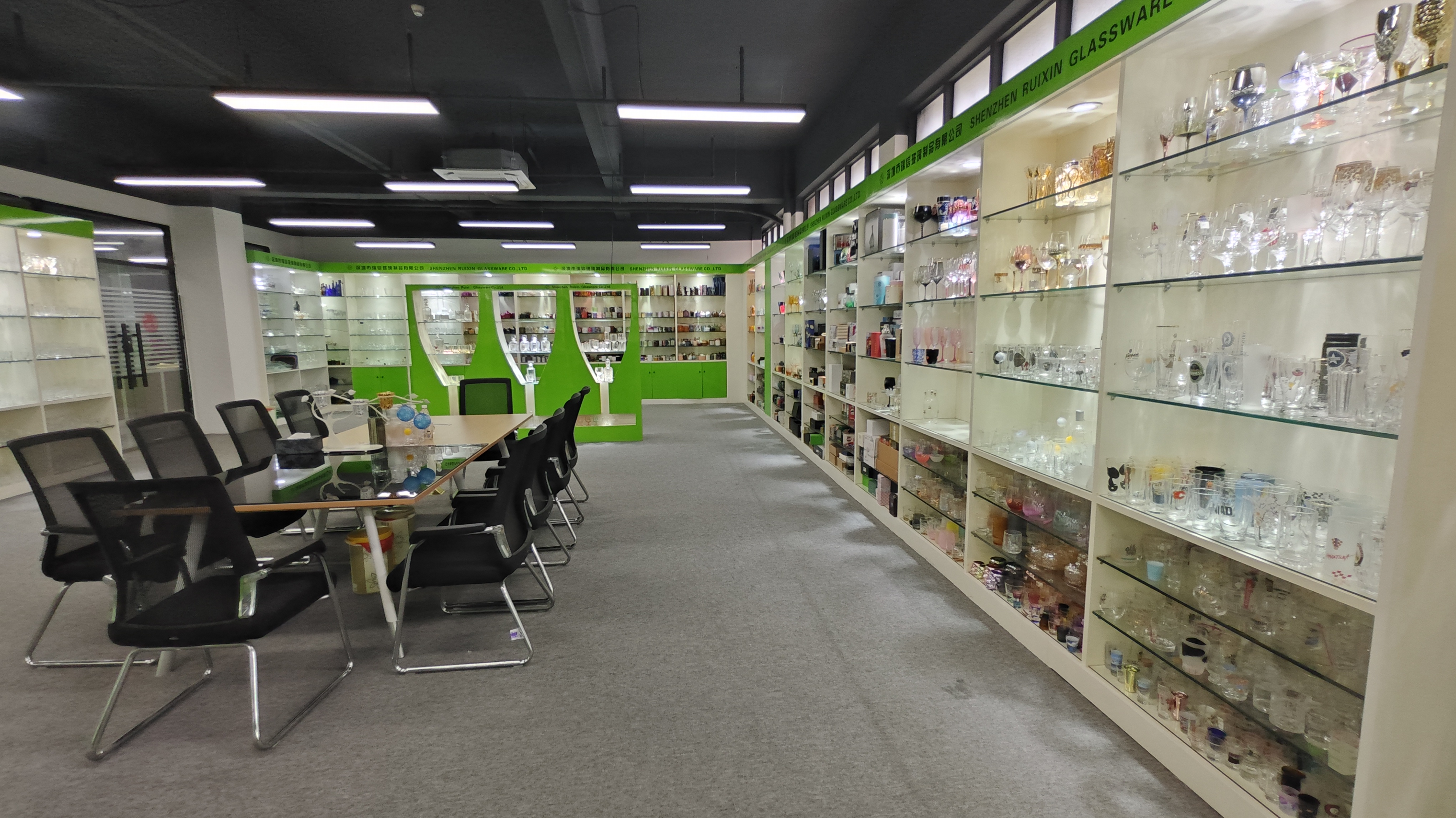 Showroom display 2