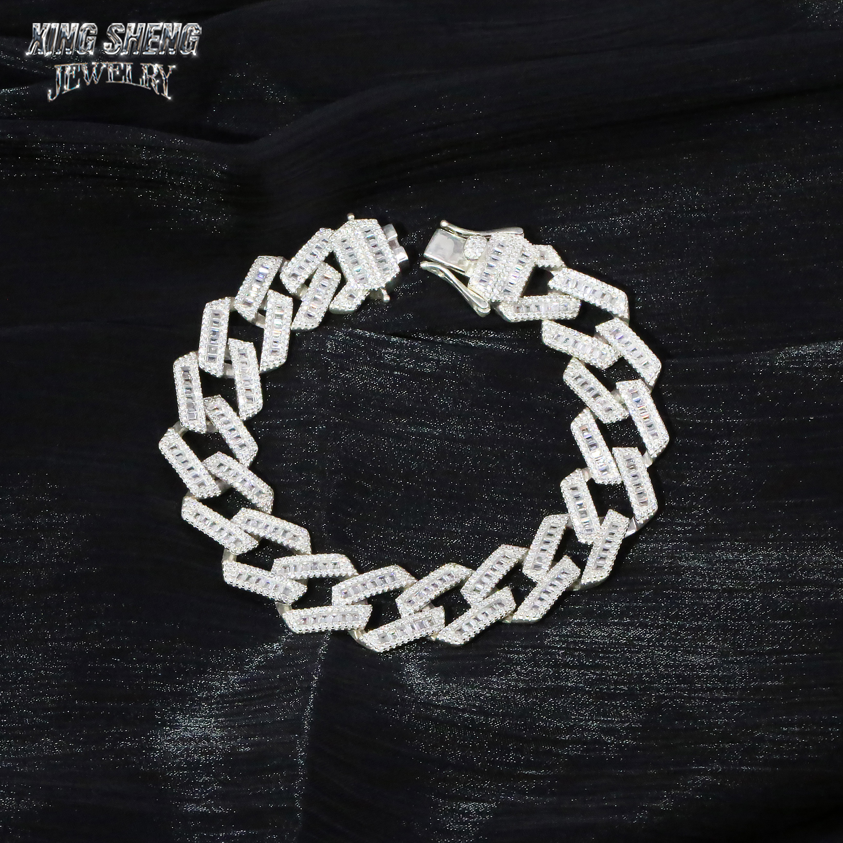 Customized Top Quality Sterling Silver 17MM VVS D Color baguette Shape Moissanite with GRA thin Cuban Link Chain for Men's Rapper Life