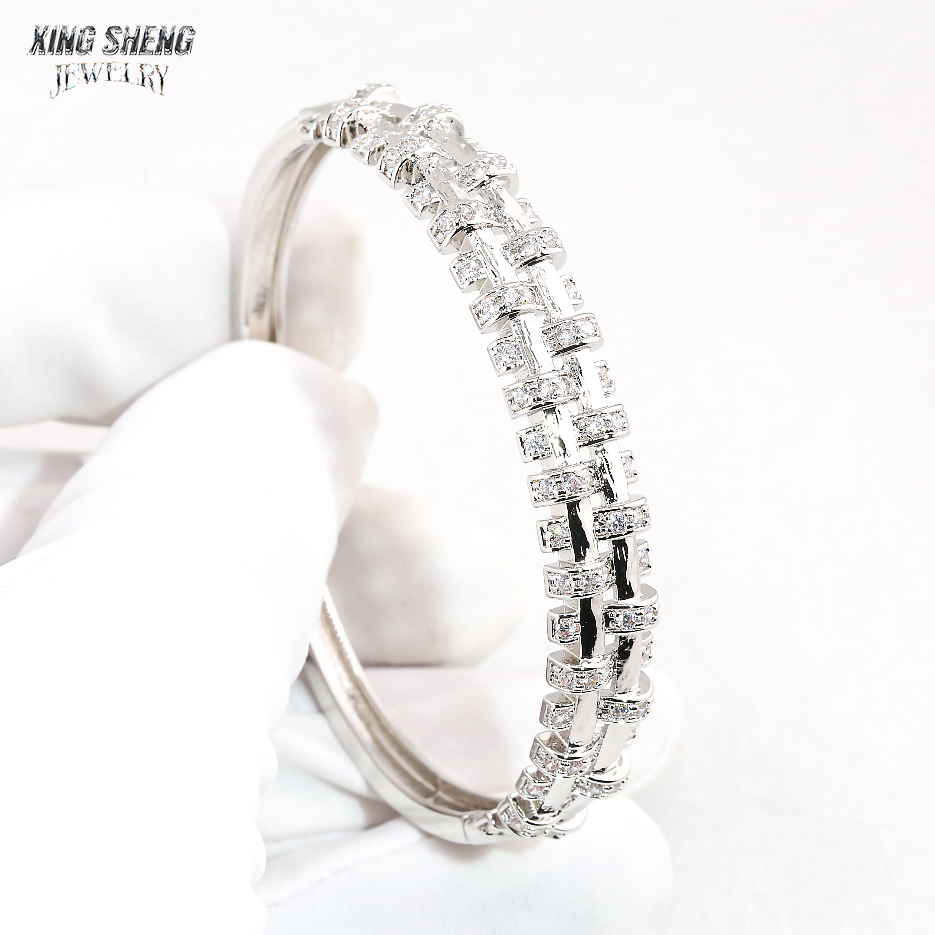 New Design Jewelry Pass Diamond Tester Sterling Silver VVS Moissanite Cuban Link Diamond S925 Fashion Bracelet Bangles