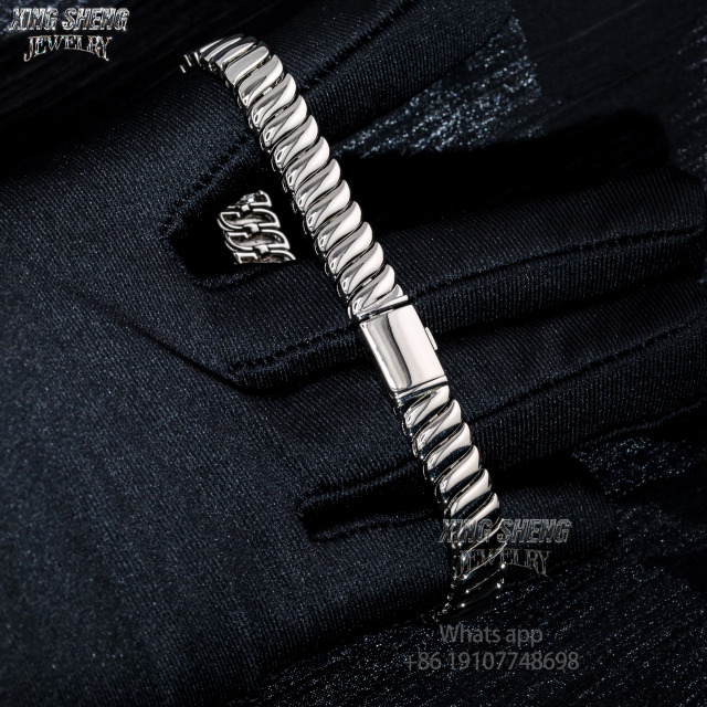 Fashion New Snake Chain Bracelet Delicate European American 8MM High Polished Snake Chain Gold Silver  S925 Silver European Women Herringbone Bracelet