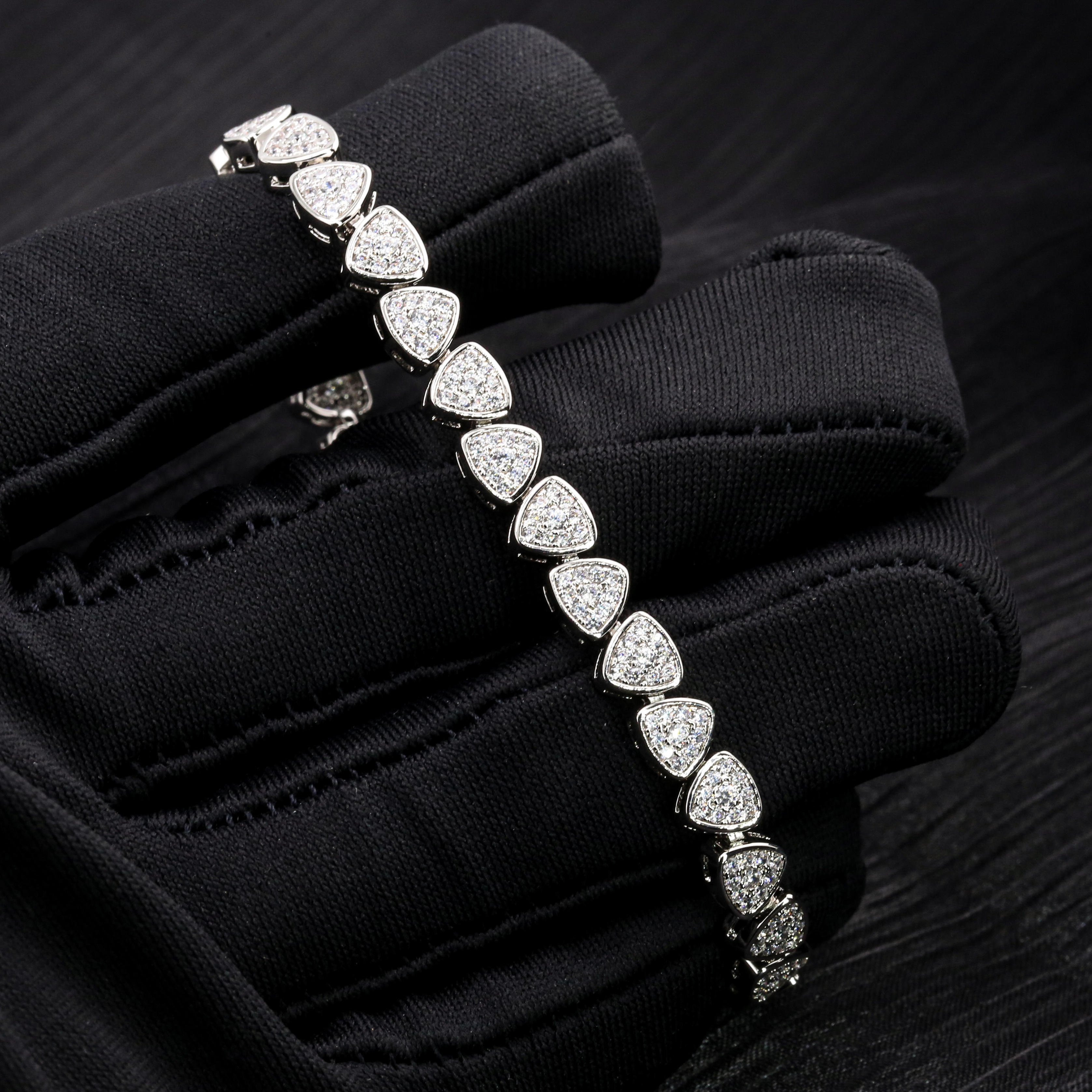 New 6.5mm Iced Out Moissanite Cuban Link Chain Hip Hop Jewelry 92.5% Silver Pass Diamond Tester Miami Cuban Chain