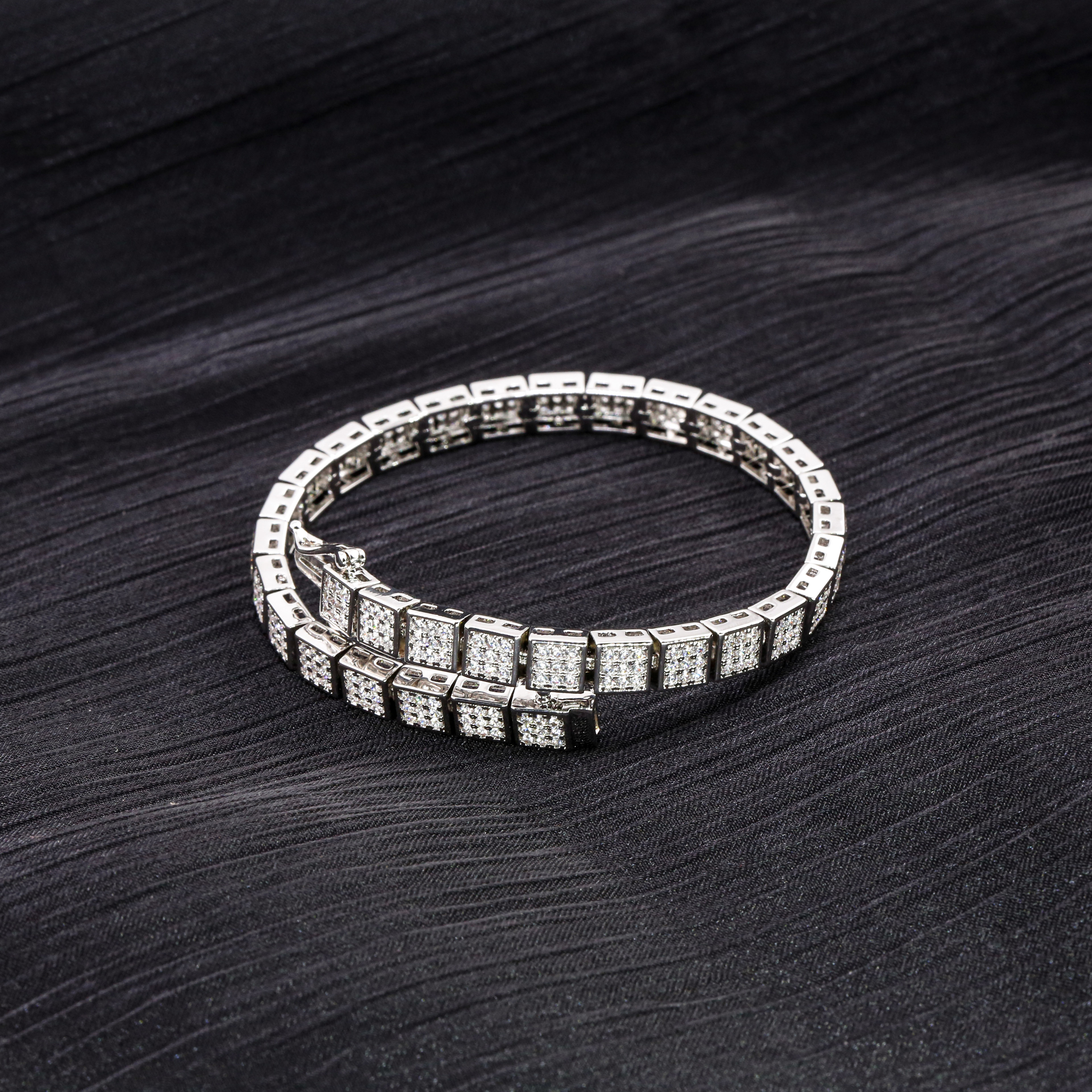 Fashion Fine Jewelry Sterling Silver 925 VVS 5.5MM Moissanite Lab Diamond Hip Hop Iced Out Jewelry Cuban Link Chain Bracelet Men