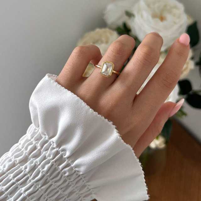 1.50 CT Emerald Cut Lab-Grown Diamond Solitaire Ring in 14K Gold | VVS2 E Color Bezel Setting | IGI Certified Custom Jewelry Gift