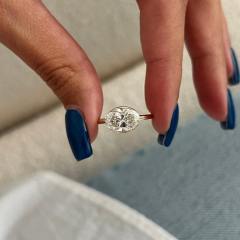2.00 Carat D VVS2 Oval Cut Lab-Grown Diamond Engagement Ring | 14K Solid Gold | IGI Certified | Factory Direct