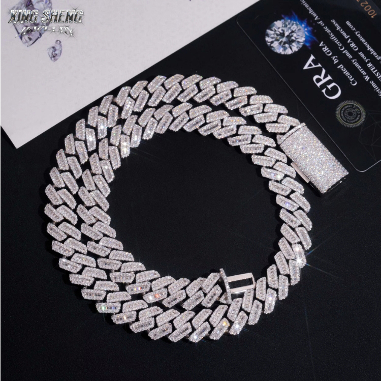 The 15mm Miami Cuban link design laying perfectly flat in a circular shape, showcasing the interlocking S925 silver links and the seamless integration of Baguette and Round moissanite.