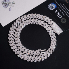 The 15mm Miami Cuban link design laying perfectly flat in a circular shape, showcasing the interlocking S925 silver links and the seamless integration of Baguette and Round moissanite.