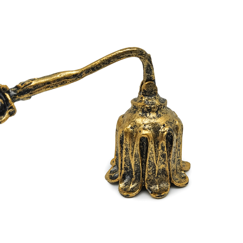 AIM & GGKK Candle Snuffer, Candle Snuffer Extinguisher with Long Handle,Retro Style Wick Flame Snuffer for Putting Out Candle Flame Safely,Floral Candle Snuffers Accessory for Candle Lovers