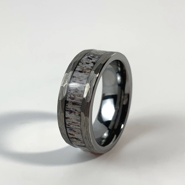 USA Hot Selling Custom Engraving Simple 8mm Faceted Edge Deer Antler Tungsten Ring