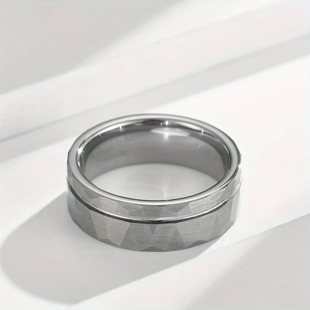 Handmade Offset Groove Hammered Tungsten Carbide Rings for Men Silver Tungsten Carbide Ring Tungsten Wedding Ring 8MM