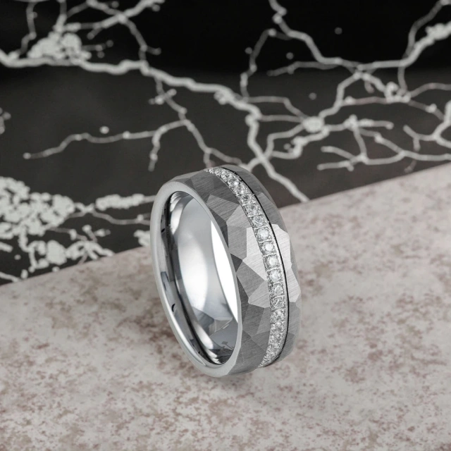 Luxury Hammered Silver Plated Cz Inlay Diamond Tungsten Ring Fashion Men Jewelry Men Ring