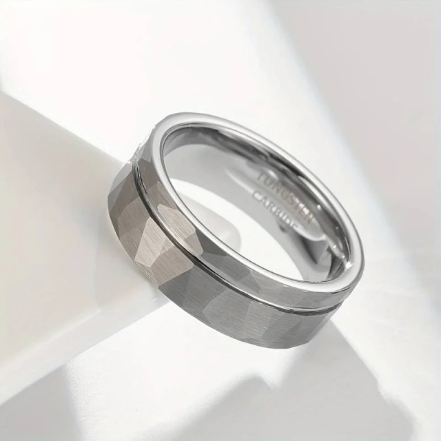 Handmade Offset Groove Hammered Tungsten Carbide Rings for Men Silver Tungsten Carbide Ring Tungsten Wedding Ring 8MM