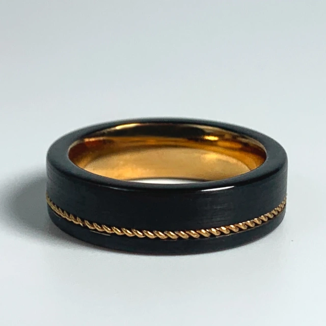 Luxury Mens Fashion 8mm Brushed Rose Gold Black Tungsten Carbide Ring With Guitar String Inlay