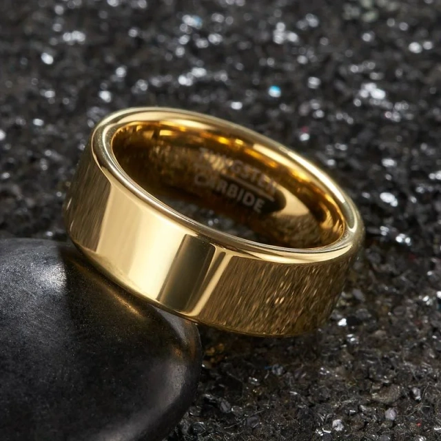 Custom Tungsten Carbide 8MM Width High Polished Tungsten Engagement Wedding Gold Rings for Men Rings Fashion Jewelry