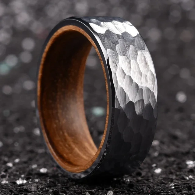 Guangzhou Wholesale Fashion Custom 8mm Hammered Tungsten Carbide Ring for Men Women Fashion Engagement Wedding Band