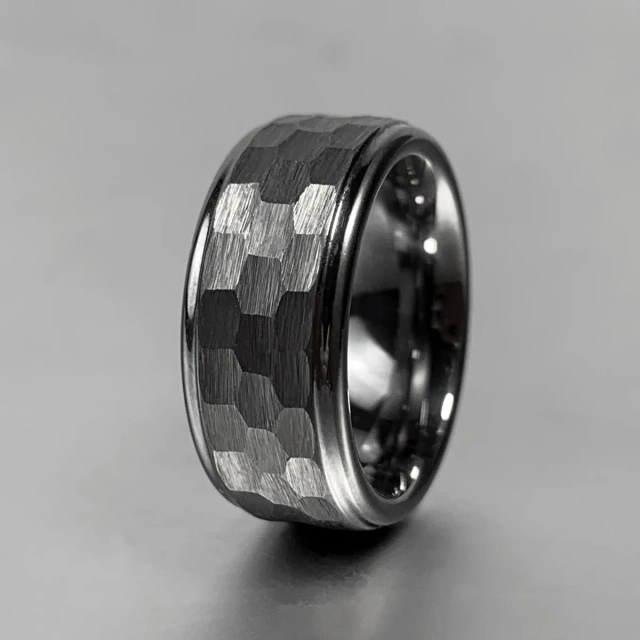 8mm Silver Hammered Tungsten Carbide Ring Unisex Classic Mens Womens Wedding Engagement Anniversary Gift