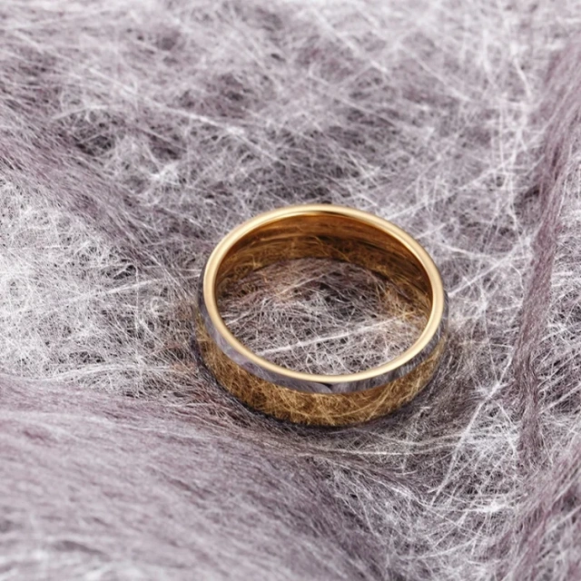 New Arrival 8mm Gold Center Tungsten Wedding Ring for Men and Women Fashionable Accessory