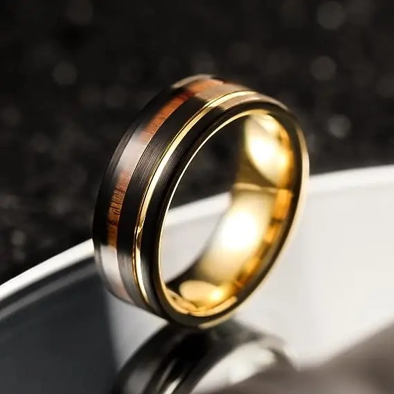 Luxury Fashion Jewelry Rings for Men 18K Gold Tungsten Carbide Rings for Men's Jewelry