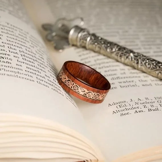 Factory Direct Sales Fashion Rings 8mm Natural Wood Dragon Inlay Tungsten Ring for Mens Tungsten Rings