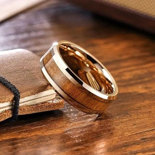 Fashion Jewelry 8mm Nature Koa Wood Inlay Black Tungsten Ring for Men Wedding Ring High Polished Anniversary Rings