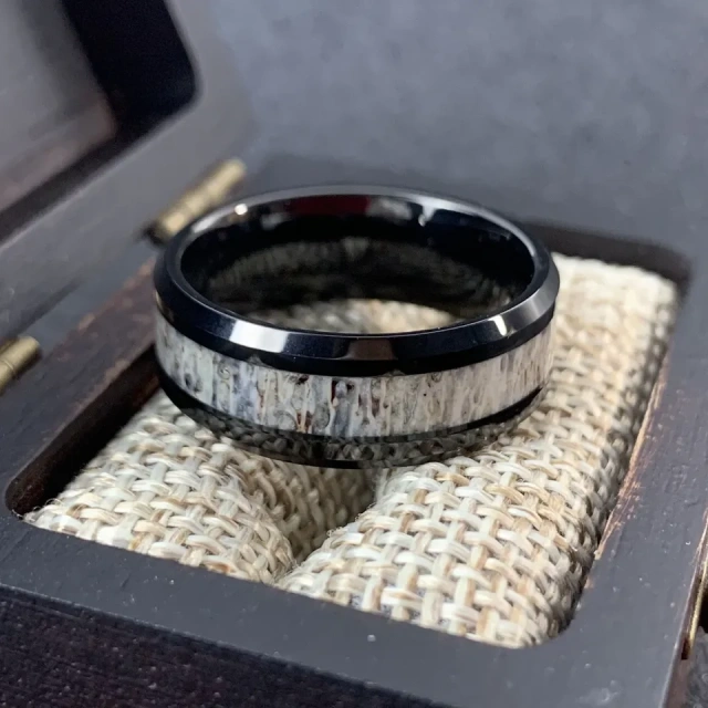 Fashion Jewelry 8mm New Arrival Black Tungsten Ring Men Women Fashion Engagement Wedding Band Deer Antler Inlay